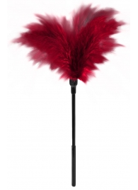 Пластиковая метелочка с красными пёрышками Small Feather Tickler - 32 см. - Blush Novelties - купить с доставкой в Прокопьевске