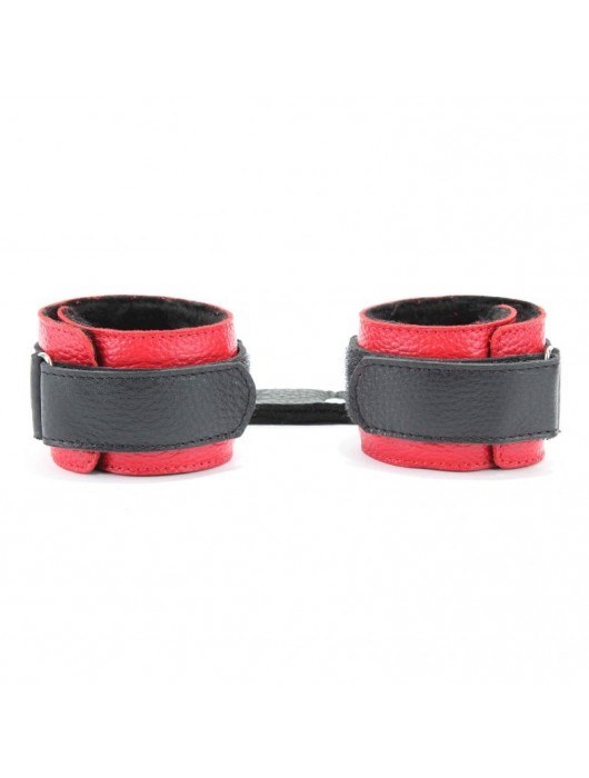 Красно-чёрные кожаные наручники с меховым подкладом - БДСМ Арсенал - купить с доставкой в Прокопьевске