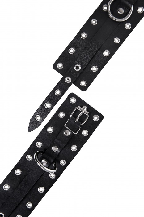 Черные кожаные однослойные оковы с люверсами - Pecado - купить с доставкой в Прокопьевске